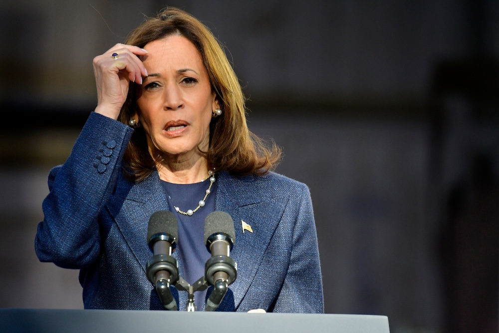 WATCH: Kamala HUMILIATED After Making Unthinkable Mistake On Senate Floor