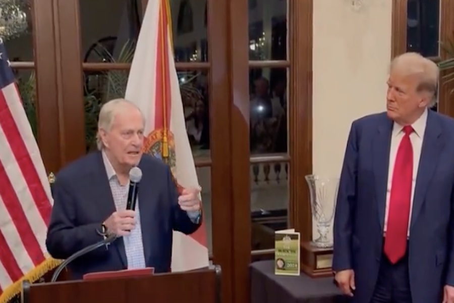 Trump Enlists Golf Icon To Renovate Courses At Joint Base Andrews thumbnail