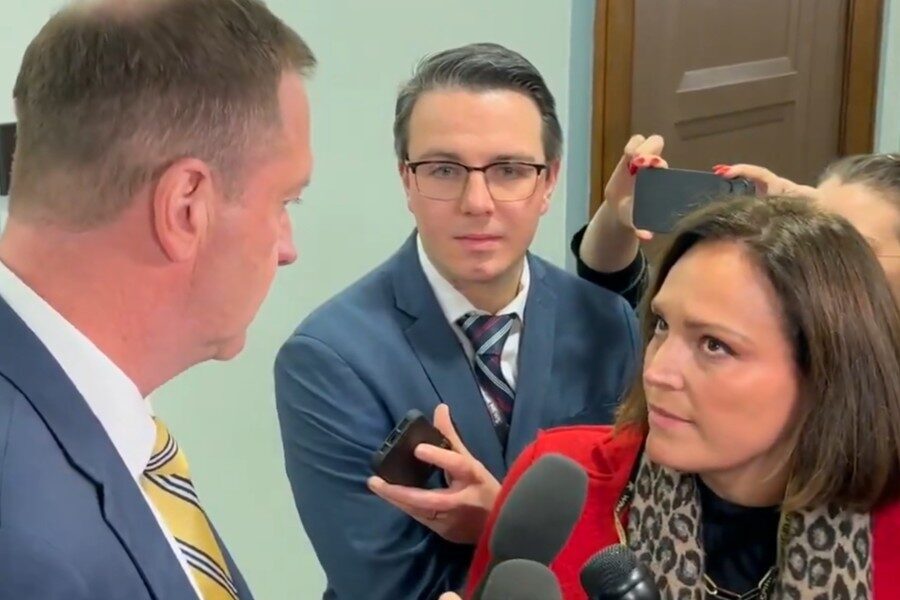 MUST-SEE: GOP Senator Snaps, Destroys Reporter Over Fishing Boat Comment: The Drug Runners? 2 The New Atlantis