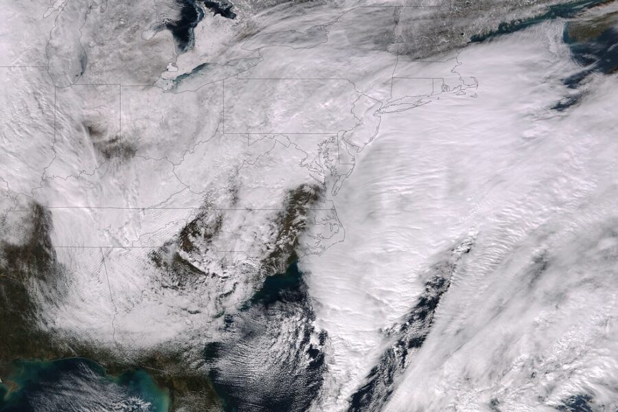 Americans In 12 States Warned As Nor’Easter Barrels Down