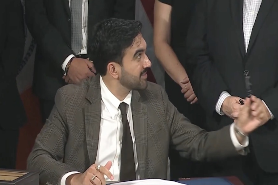PHOTO: Mamdani Panned For Handing Symbolic Pen To Lawyer Who Represented Brother Of 9/11 Terrorist
